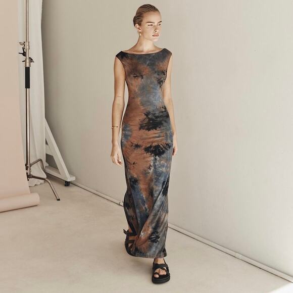 Diish Dresses & Skirts - NWT Diish Tie Dye Maxi Dress
